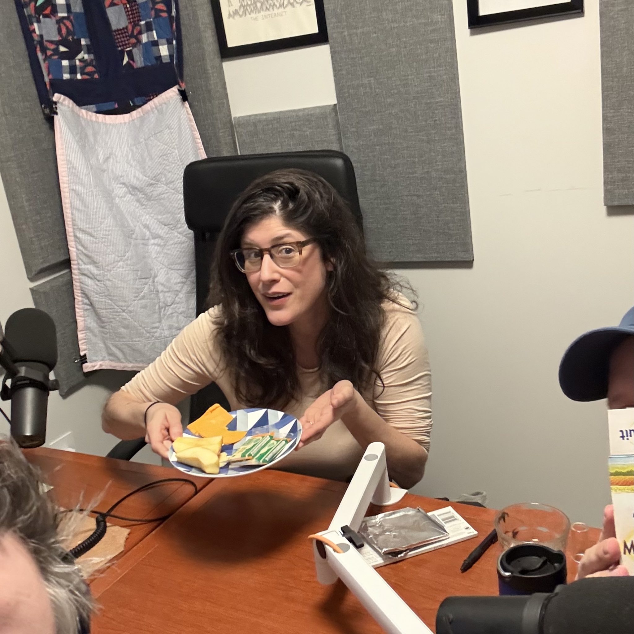 Stop Podcasting Yourself 886 - Becky Johnson | Maximum Fun